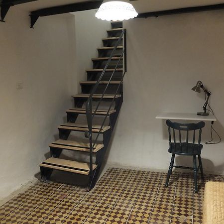 Central old stone Jerusalem apartment Exterior foto